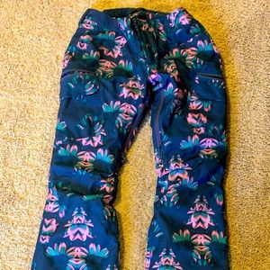 Women’s Burton snowpants